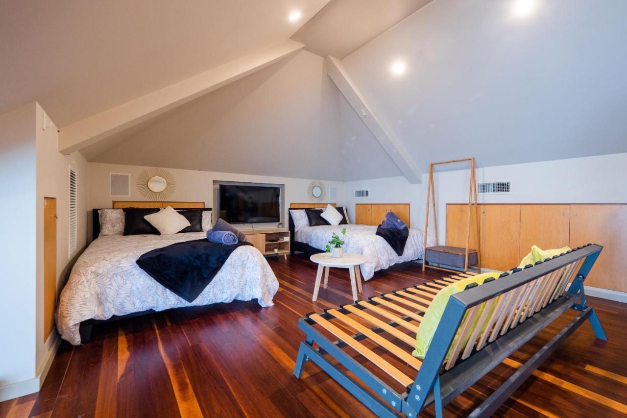 Quiet Private Studio In Strathfield With Kitchenette And Private Bathroom 3Min To Station Sleeps 6 ซิดนีย์ ภายนอก รูปภาพ
