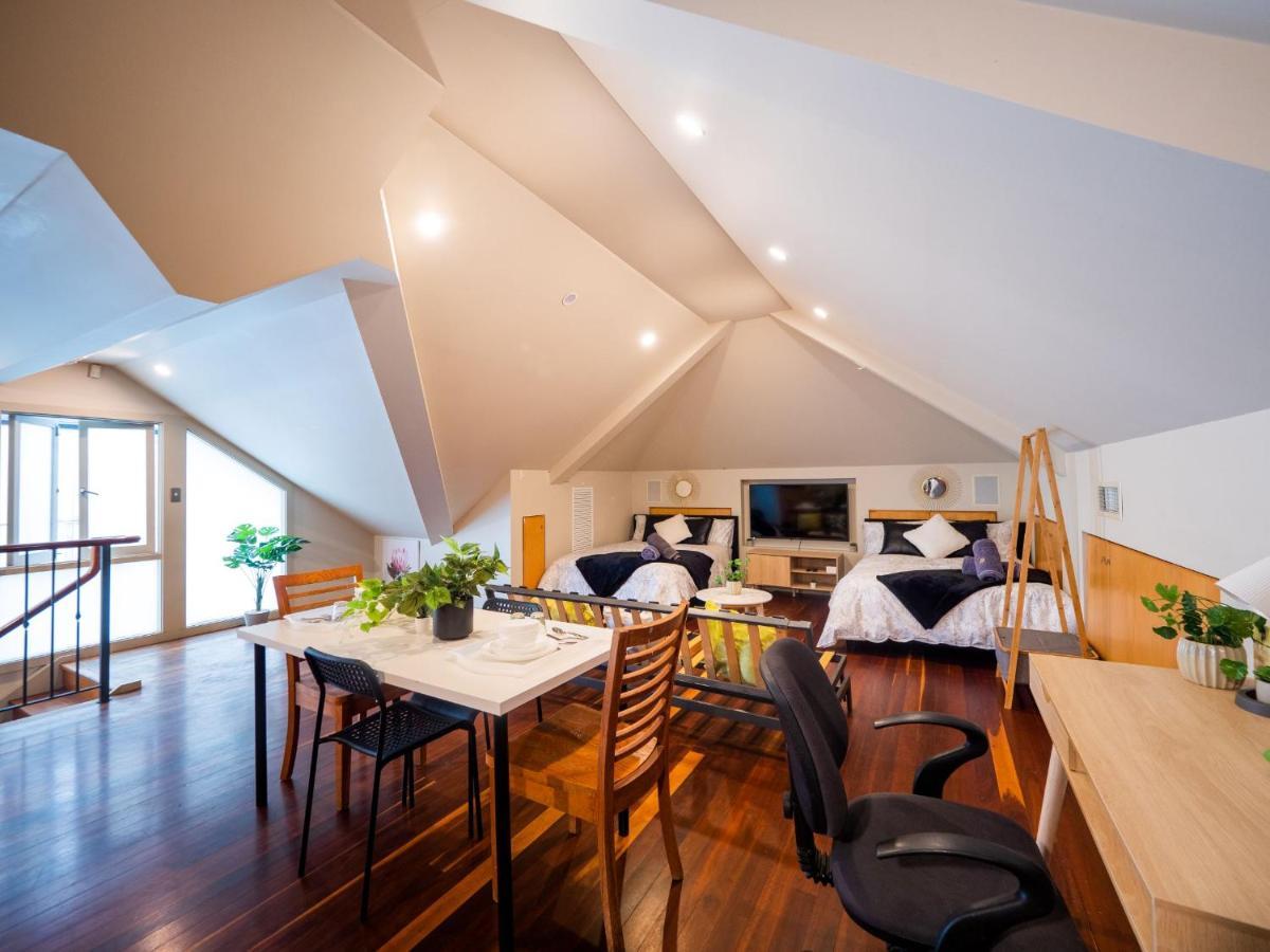 Quiet Private Studio In Strathfield With Kitchenette And Private Bathroom 3Min To Station Sleeps 6 ซิดนีย์ ภายนอก รูปภาพ